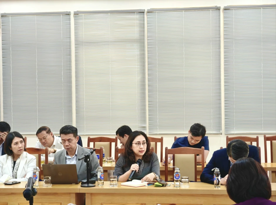 Ngoại giao kinh tế: Trợ lực cho phía Nam Ngoại giao kinh tế: Trợ lực cho phía Nam