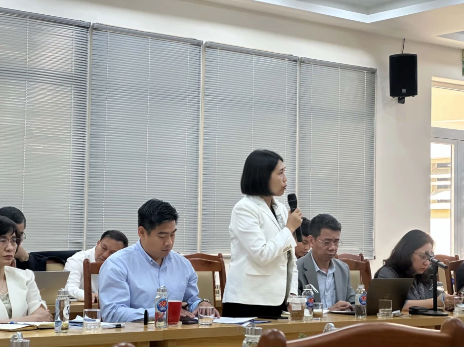 Ngoại giao kinh tế: Trợ lực cho phía Nam Ngoại giao kinh tế: Trợ lực cho phía Nam