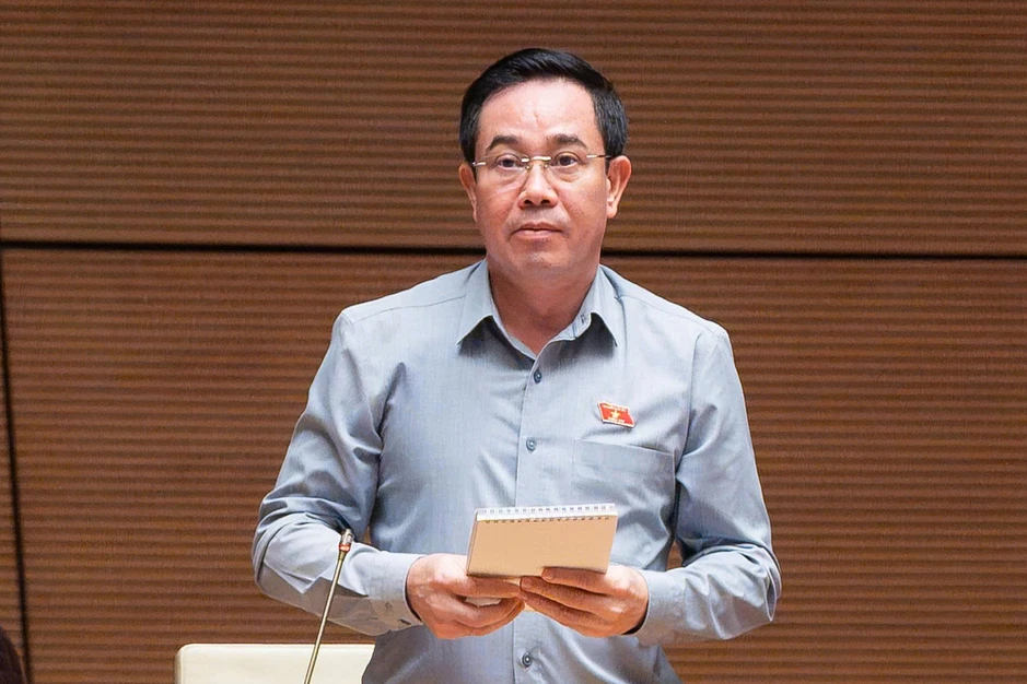 Người có ảnh hưởng nói lời tục tĩu, đề nghị quy định trách nhiệm của nền tảng số Người có ảnh hưởng nói lời tục tĩu, đề nghị quy định trách nhiệm của nền tảng số