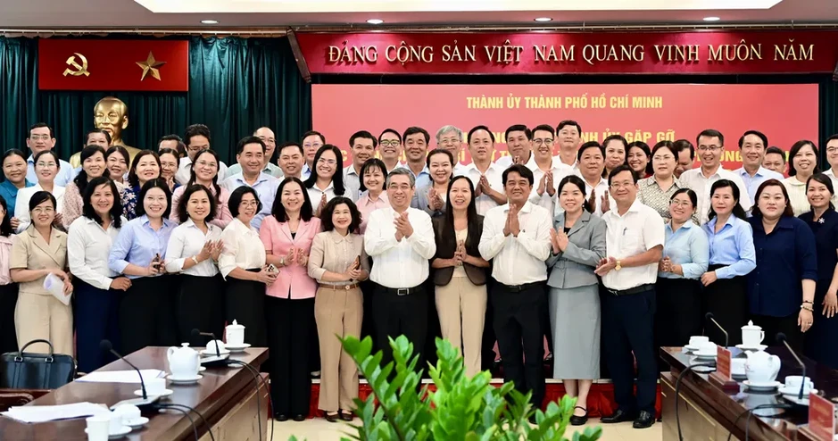 Người dân phải được thụ hưởng từ các cuộc vận động, phong trào thi đua Người dân phải được thụ hưởng từ các cuộc vận động, phong trào thi đua