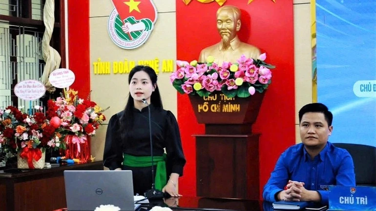 Người Ơ Đu đầu tiên trở thành đại biểu Quốc hội Người Ơ Đu đầu tiên trở thành đại biểu Quốc hội