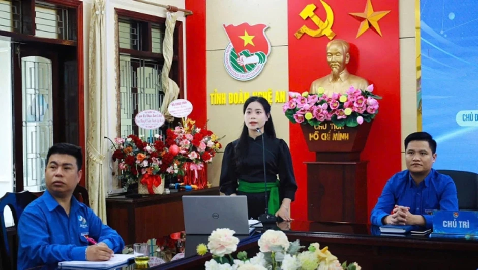 Người Ơ Đu đầu tiên trúng cử đại biểu Quốc hội - Báo TinVina