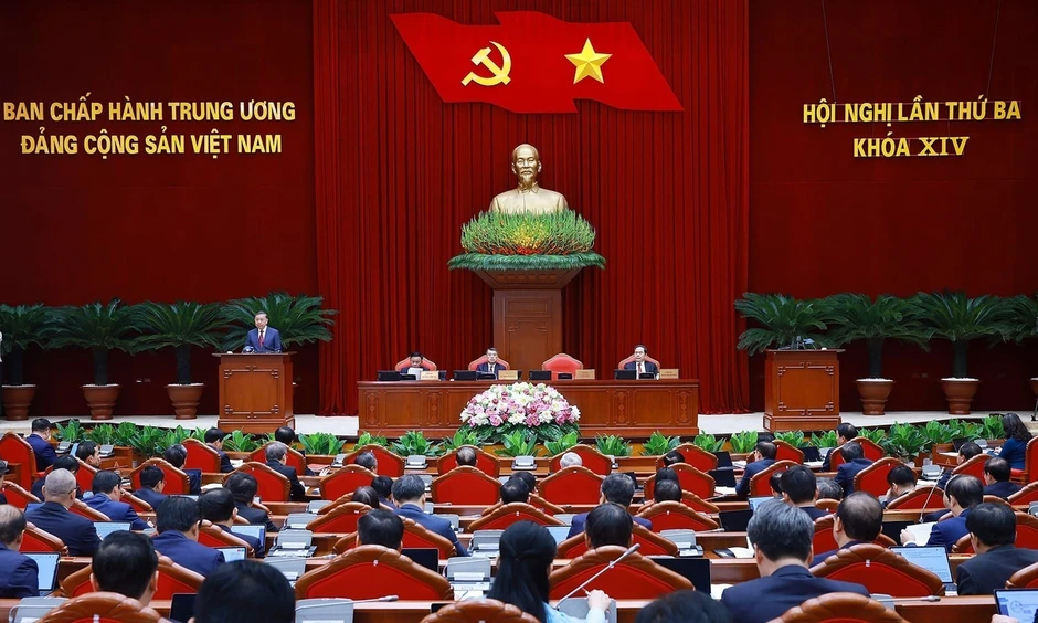 Nguyên Bí thư Tỉnh ủy Bắc Giang Bùi Văn Hải bị cách tất cả chức vụ Đảng Nguyên Bí thư Tỉnh ủy Bắc Giang Bùi Văn Hải bị cách tất cả chức vụ Đảng