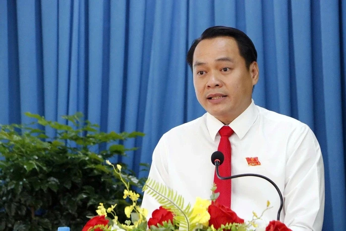 Nguyên Chủ tịch nước Nguyễn Minh Triết dự kỳ họp đầu tiên, khóa II- HĐND phường Phú An Nguyên Chủ tịch nước Nguyễn Minh Triết dự kỳ họp đầu tiên, khóa II- HĐND phường Phú An
