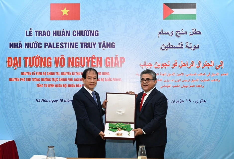 Nhà nước Palestine truy tặng Đại tướng Võ Nguyên Giáp huân chương cao quý