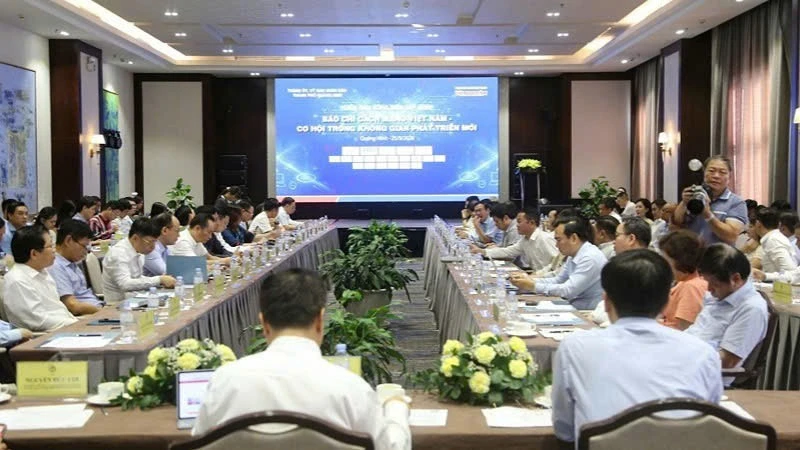 Nhận diện cơ hội trong không gian phát triển mới của báo chí Việt Nam Nhận diện cơ hội trong không gian phát triển mới của báo chí Việt Nam