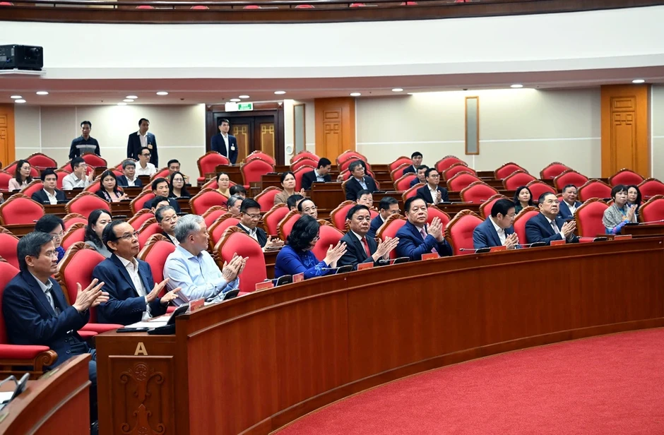 Nhân sự Đại hội XIV của Đảng: Chặt chẽ, khách quan, nhiều đổi mới về quan điểm Nhân sự Đại hội XIV của Đảng: Chặt chẽ, khách quan, nhiều đổi mới về quan điểm