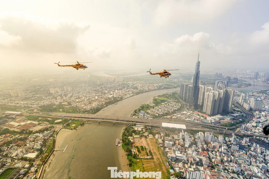 Nhiệm kỳ đặc biệt và tinh thần dấn thân thực sự của đại biểu dân cử Nhiệm kỳ đặc biệt và tinh thần dấn thân thực sự của đại biểu dân cử