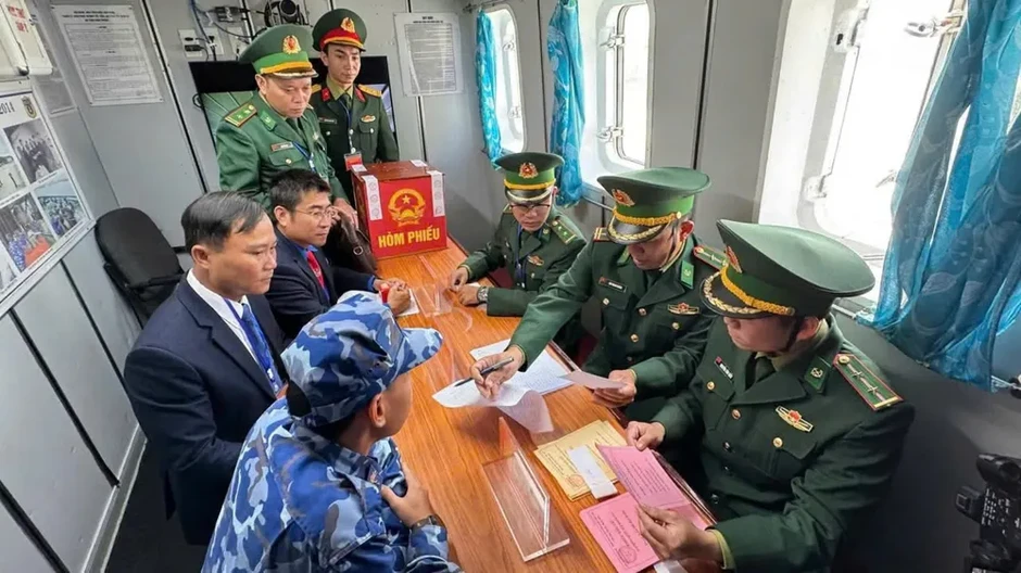 Nhiều đặc khu hoàn tất bầu cử sớm, 100% cử tri tham gia bỏ phiếu