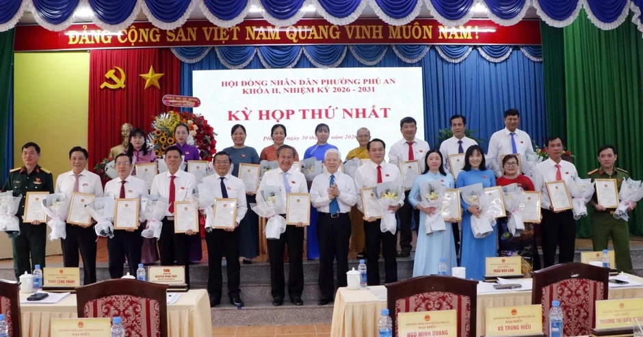Nhiều phường ở TP.HCM kiện toàn bộ máy Nhiều phường ở TP.HCM kiện toàn bộ máy