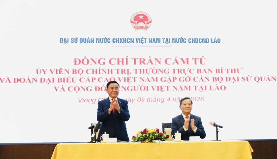 Nhìn lại chuyến thăm của Thường trực Ban Bí thư tới hai nước láng giềng gần gũi Nhìn lại chuyến thăm của Thường trực Ban Bí thư tới hai nước láng giềng gần gũi