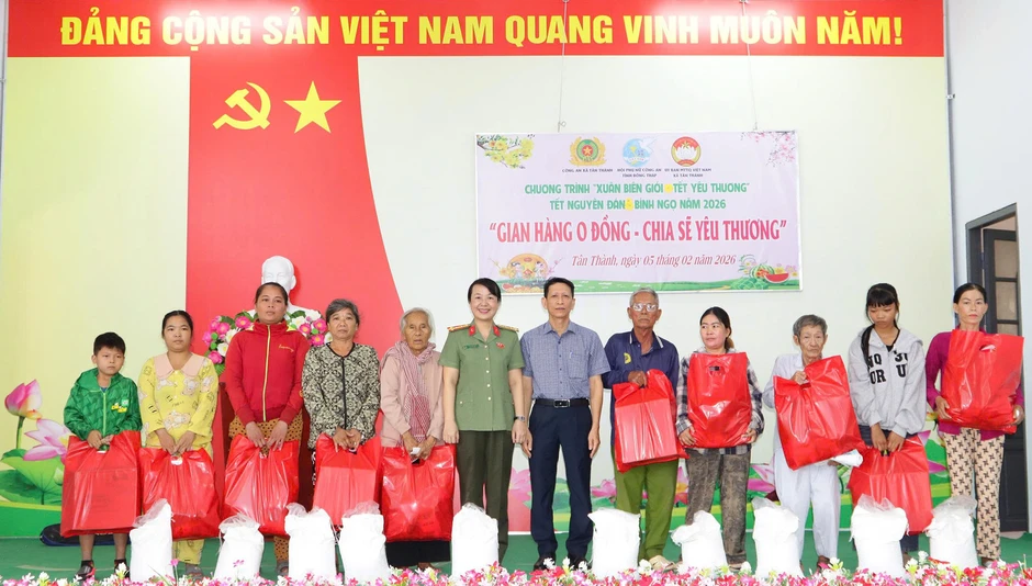 Những cam kết của nữ đại tá công an ứng cử đại biểu Quốc hội Những cam kết của nữ đại tá công an ứng cử đại biểu Quốc hội