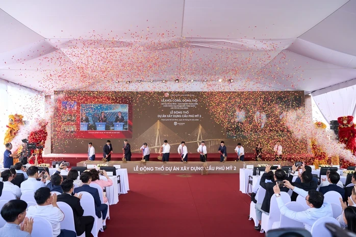 Những công trình dân sinh thiết thực (*): Sức bật lớn
