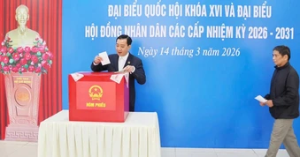 Những lá phiếu đầu tiên của Hải Phòng tại đặc khu Bạch Long Vĩ