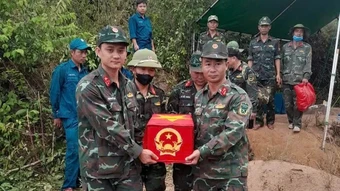 Những liệt sĩ trở về từ nhân dân