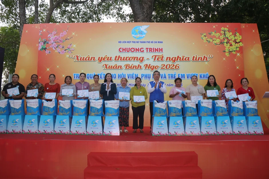 Những phong trào bồi đắp khối đại đoàn kết toàn dân tộc Những phong trào bồi đắp khối đại đoàn kết toàn dân tộc
