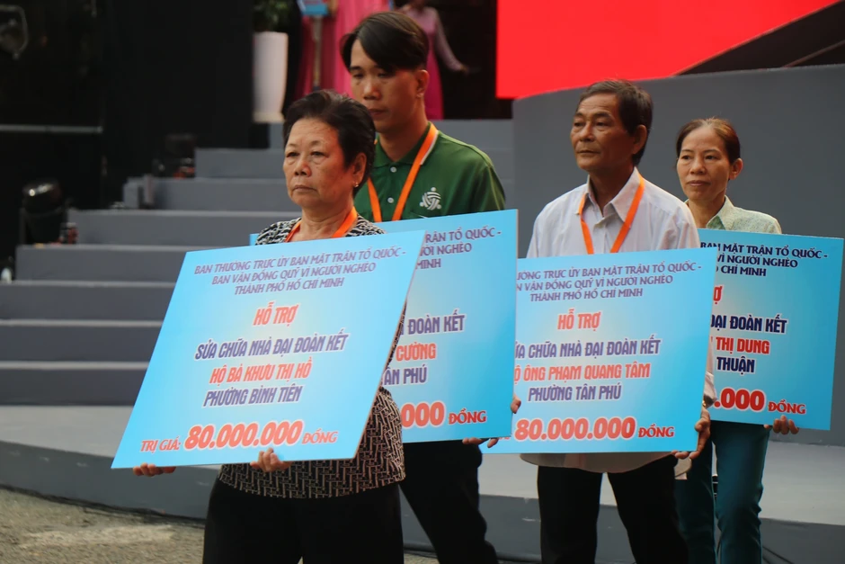Những phong trào bồi đắp khối đại đoàn kết toàn dân tộc Những phong trào bồi đắp khối đại đoàn kết toàn dân tộc