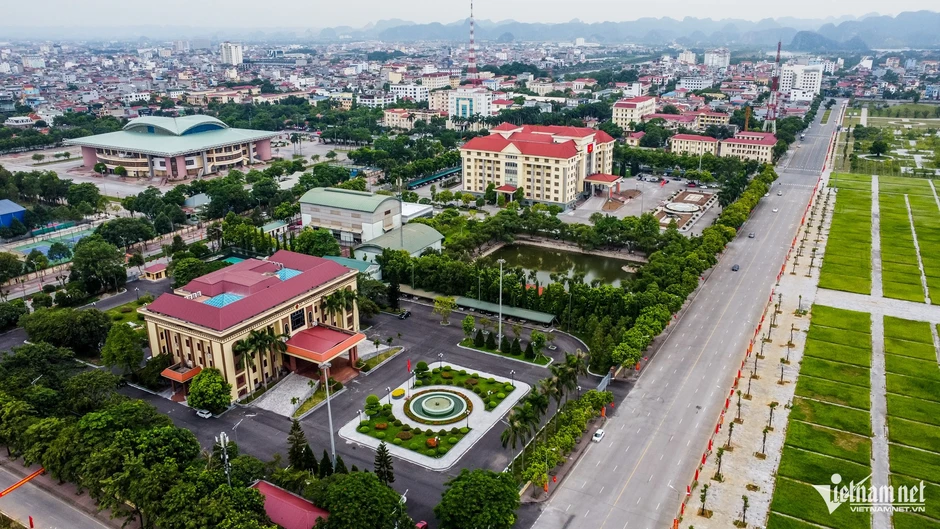 Ninh Bình chi hơn 854 tỷ đồng hỗ trợ cán bộ, công chức nghỉ hưu sớm, thôi việc Ninh Bình chi hơn 854 tỷ đồng hỗ trợ cán bộ, công chức nghỉ hưu sớm, thôi việc