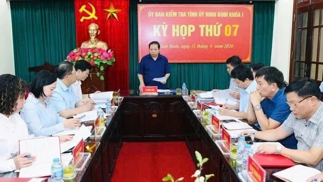 Ninh Bình: Khai trừ Đảng Bí thư, Phó Bí thư Chi bộ Quỹ tín dụng Yên Hòa Ninh Bình: Khai trừ Đảng Bí thư, Phó Bí thư Chi bộ Quỹ tín dụng Yên Hòa