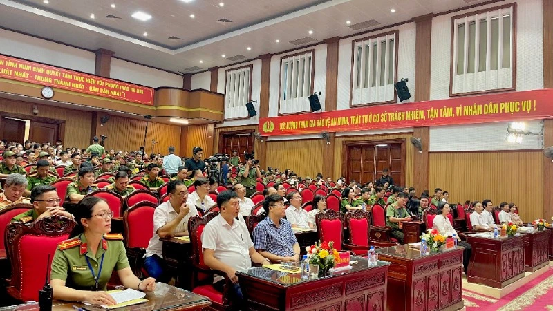 Ninh Bình nâng cao kỹ năng, nghiệp vụ cho lực lượng tham gia bảo vệ an ninh, trật tự ở cơ sở Ninh Bình nâng cao kỹ năng, nghiệp vụ cho lực lượng tham gia bảo vệ an ninh, trật tự ở cơ sở