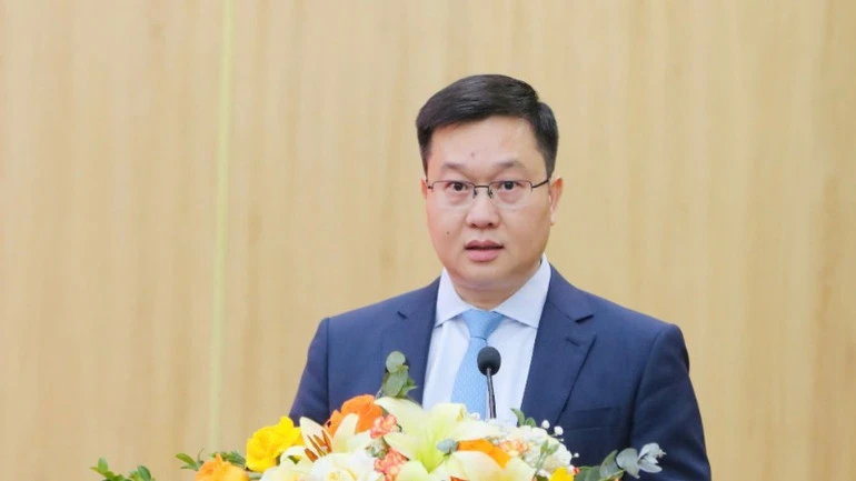 Ninh Bình triển khai quyết định của Bộ Chính trị, Ban Bí thư về công tác cán bộ Ninh Bình triển khai quyết định của Bộ Chính trị, Ban Bí thư về công tác cán bộ