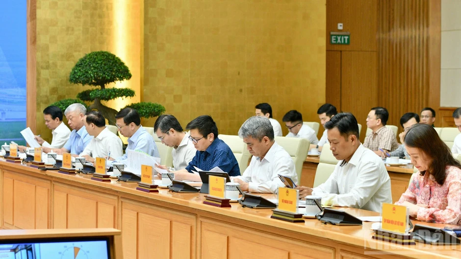 Nỗ lực bảo đảm tiến độ, chất lượng các công trình giao thông trọng điểm, đóng góp hiệu quả cho tăng trưởng 2 con số Nỗ lực bảo đảm tiến độ, chất lượng các công trình giao thông trọng điểm, đóng góp hiệu quả cho tăng trưởng 2 con số