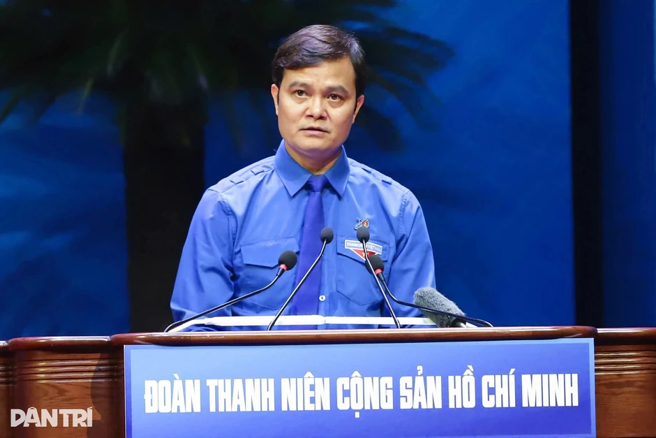 Ông Bùi Quang Huy tái đắc cử Bí thư thứ nhất Trung ương Đoàn khóa XIII Ông Bùi Quang Huy tái đắc cử Bí thư thứ nhất Trung ương Đoàn khóa XIII
