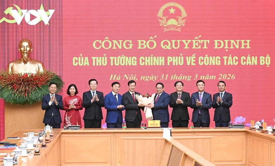Ông Bùi Thế Duy giữ chức Giám đốc Đại học Quốc gia Hà Nội Ông Bùi Thế Duy giữ chức Giám đốc Đại học Quốc gia Hà Nội