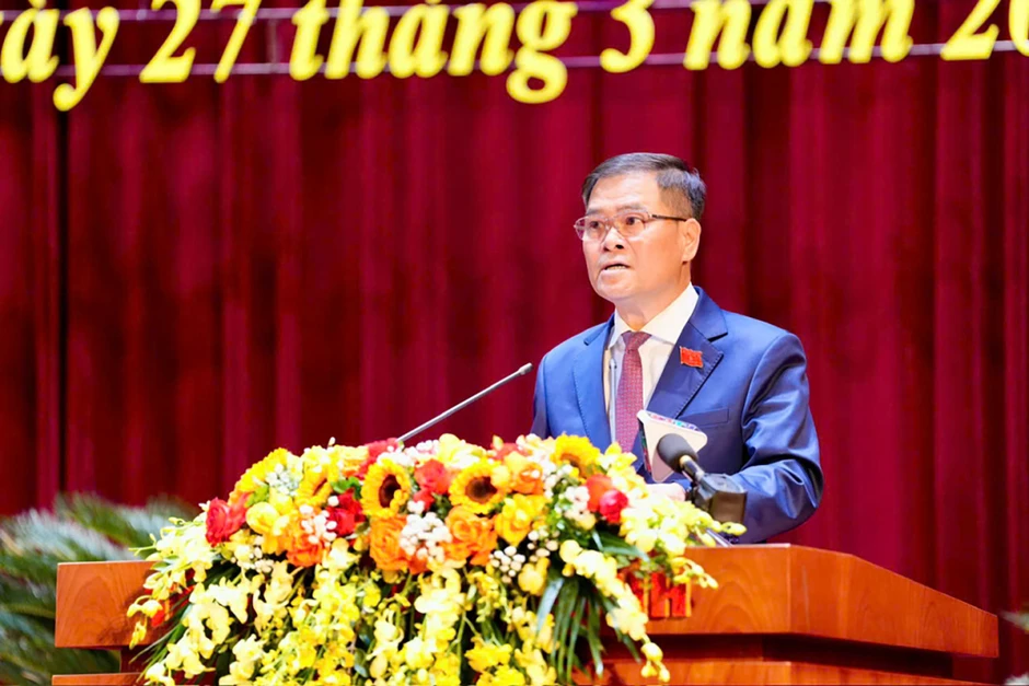 Ông Bùi Văn Khắng được bầu làm Chủ tịch UBND tỉnh Quảng Ninh