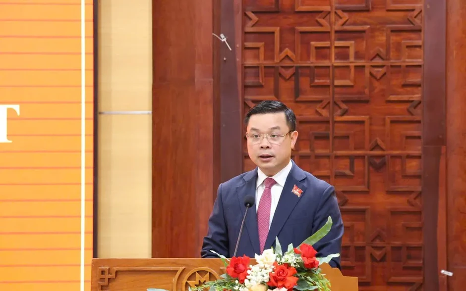 Ông Đỗ Hữu Huy bầu làm Chủ tịch UBND tỉnh Đắk Lắk với tỷ lệ phiếu bầu 100% Ông Đỗ Hữu Huy bầu làm Chủ tịch UBND tỉnh Đắk Lắk với tỷ lệ phiếu bầu 100%
