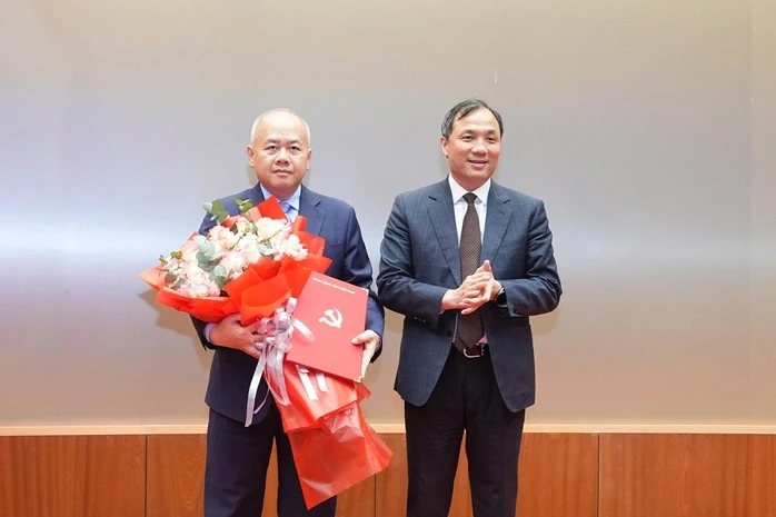 Ông Đỗ Thành Trung giữ chức Phó Bí thư Thành ủy Hải Phòng nhiệm kỳ 2025 - 2030 Ông Đỗ Thành Trung giữ chức Phó Bí thư Thành ủy Hải Phòng nhiệm kỳ 2025 - 2030