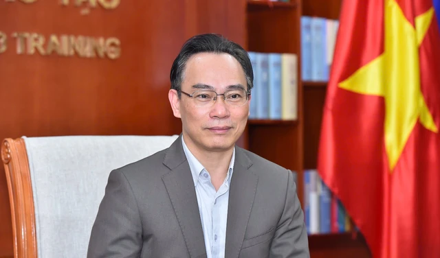 Ông Hoàng Minh Sơn làm Bộ trưởng Bộ Giáo dục và Đào tạo Ông Hoàng Minh Sơn làm Bộ trưởng Bộ Giáo dục và Đào tạo