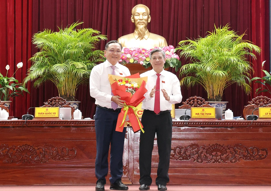 Ông Lê Công Lý làm Phó chủ tịch thành phố Cần Thơ Ông Lê Công Lý làm Phó chủ tịch thành phố Cần Thơ