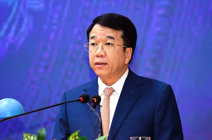 Ông Lê Quốc Chỉnh tái đắc cử Chủ tịch HĐND tỉnh Ninh Bình Ông Lê Quốc Chỉnh tái đắc cử Chủ tịch HĐND tỉnh Ninh Bình