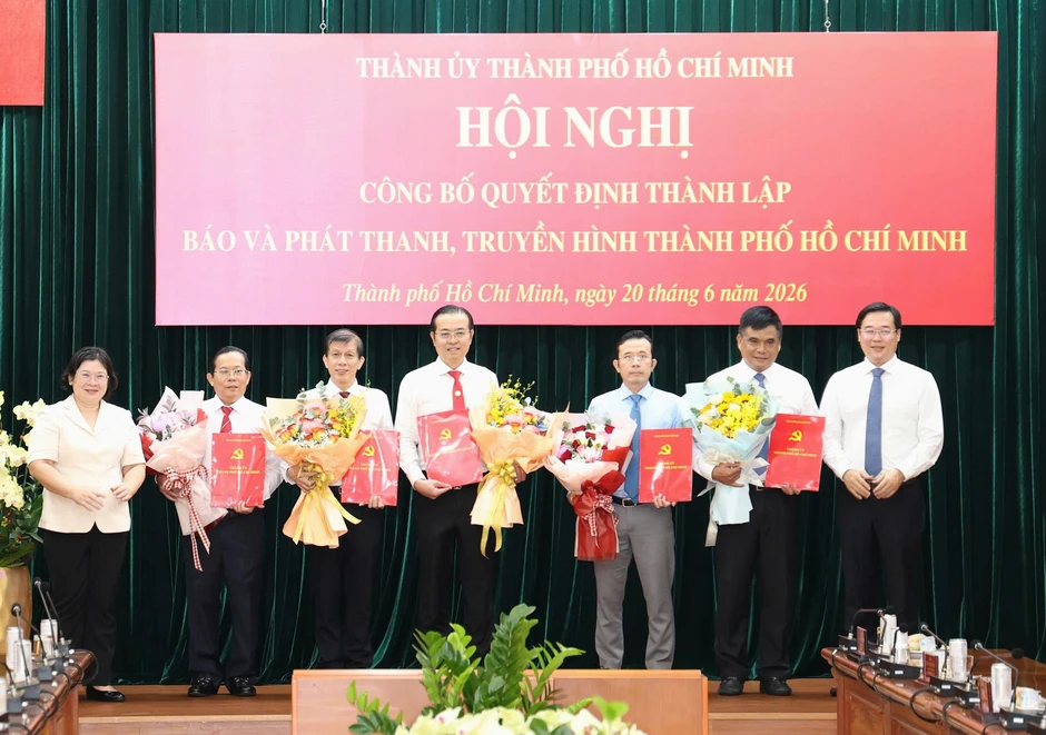 Ông Lê Văn Minh làm Tổng Giám đốc Báo và Phát thanh, Truyền hình TPHCM Ông Lê Văn Minh làm Tổng Giám đốc Báo và Phát thanh, Truyền hình TPHCM