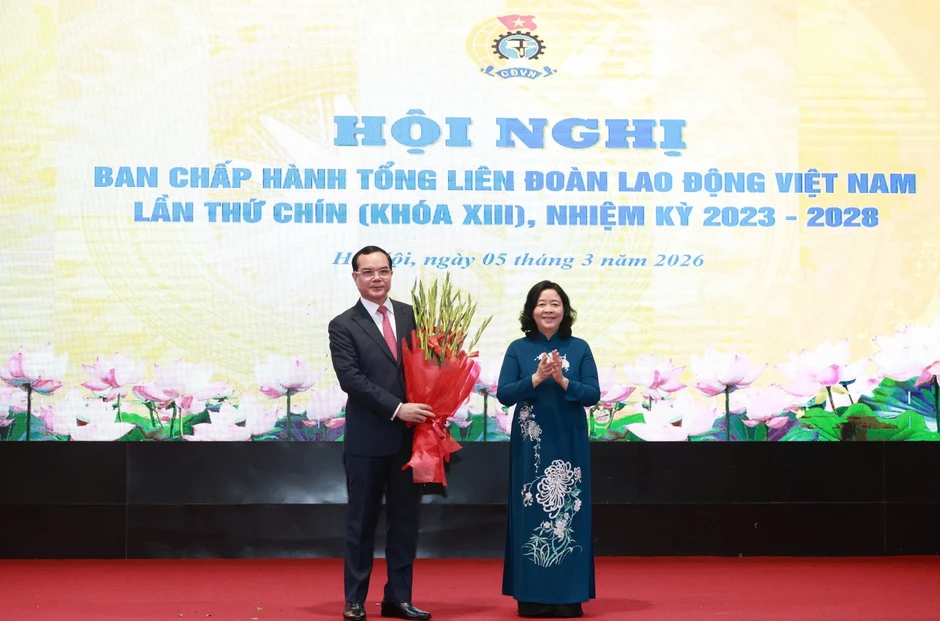 Ông Nguyễn Đình Khang nói lời chia tay Công đoàn Việt Nam Ông Nguyễn Đình Khang nói lời chia tay Công đoàn Việt Nam