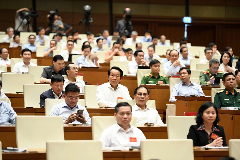 Ông Nguyễn Duy Ngọc thông tin việc thí điểm quy định mới về công tác cán bộ