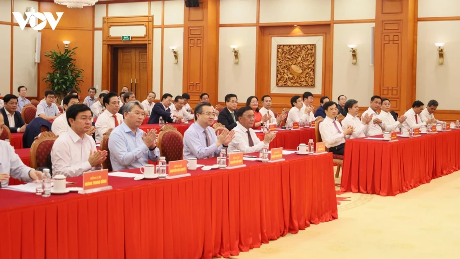 Ông Nguyễn Hoàng Giang giữ chức Phó Trưởng Ban Chính sách, chiến lược Trung ương Ông Nguyễn Hoàng Giang giữ chức Phó Trưởng Ban Chính sách, chiến lược Trung ương