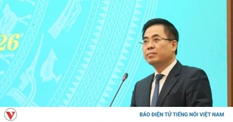 Ông Nguyễn Hoàng Giang tiếp tục giữ chức Chủ tịch UBND tỉnh Quảng Ngãi