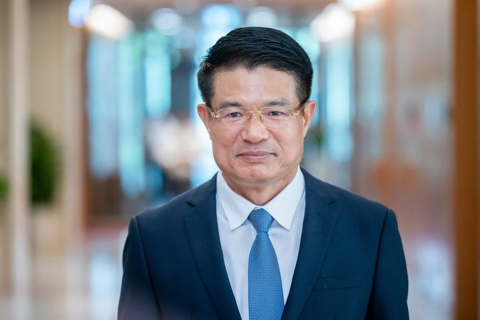 Ông Nguyễn Huy Tiến được bầu làm Viện trưởng Viện Kiểm sát nhân dân tối cao Ông Nguyễn Huy Tiến được bầu làm Viện trưởng Viện Kiểm sát nhân dân tối cao