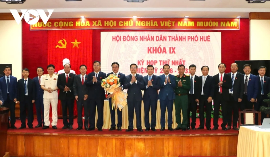Ông Nguyễn Khắc Toàn tái đắc cử Chủ tịch UBND thành phố Huế