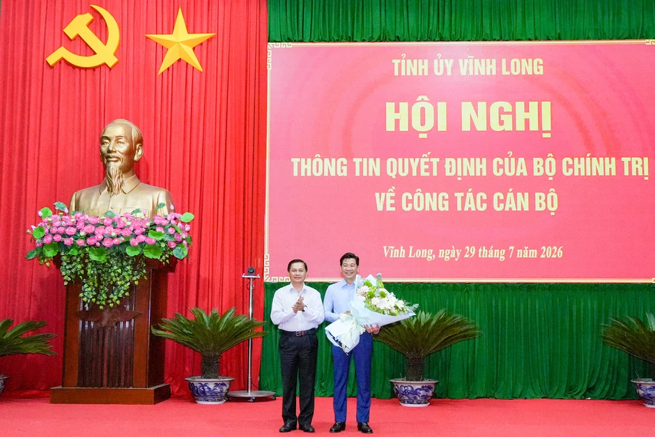 Ông Nguyễn Mạnh Hùng giữ chức Phó Bí thư Thường trực Tỉnh ủy Vĩnh Long