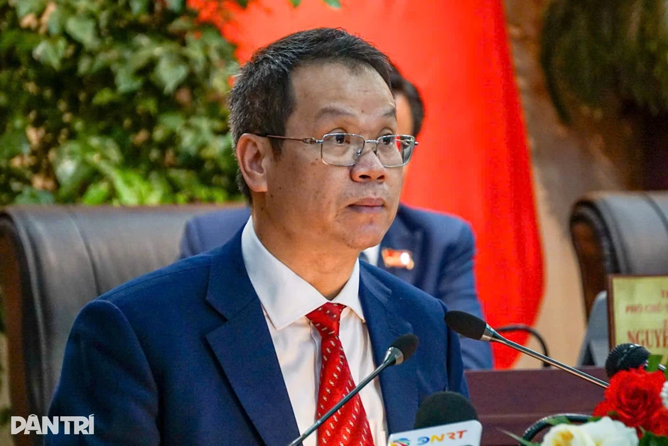 Ông Nguyễn Mạnh Hùng làm Chủ tịch UBND thành phố Đà Nẵng Ông Nguyễn Mạnh Hùng làm Chủ tịch UBND thành phố Đà Nẵng