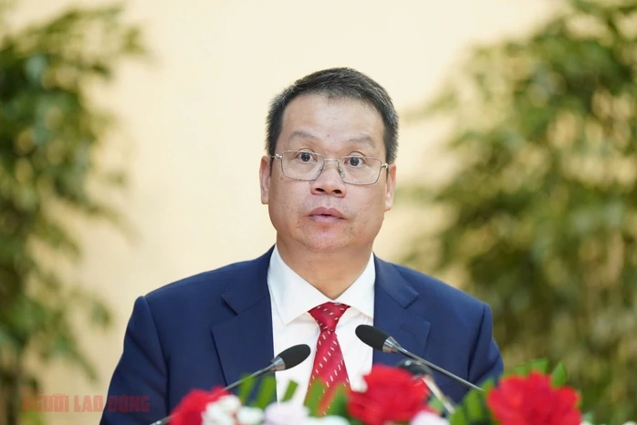 Ông Nguyễn Mạnh Hùng làm Chủ tịch UBND TP Đà Nẵng nhiệm kỳ 2026 - 2031 Ông Nguyễn Mạnh Hùng làm Chủ tịch UBND TP Đà Nẵng nhiệm kỳ 2026 - 2031