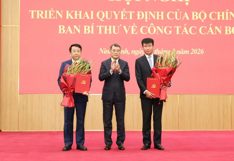 Ông Nguyễn Thanh Bình được giới thiệu để bầu làm Chủ tịch tỉnh Ninh Bình Ông Nguyễn Thanh Bình được giới thiệu để bầu làm Chủ tịch tỉnh Ninh Bình