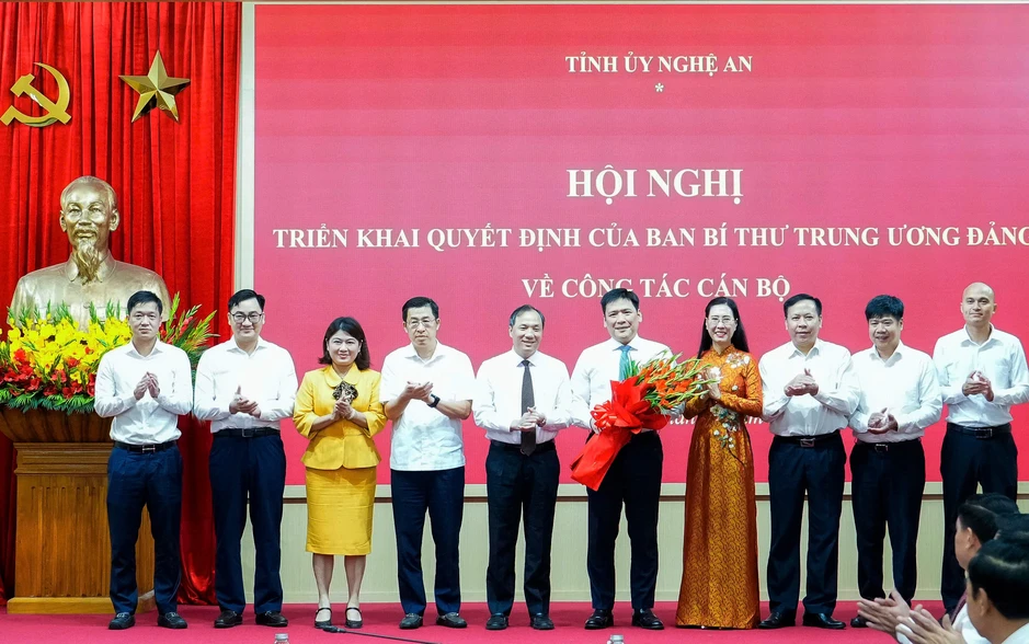 Ông Nguyễn Thanh Bình làm Phó Bí thư Tỉnh ủy Nghệ An Ông Nguyễn Thanh Bình làm Phó Bí thư Tỉnh ủy Nghệ An