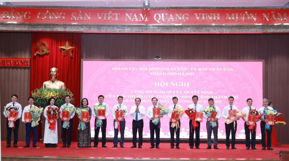 Ông Nguyễn Thanh Liêm giữ chức Giám đốc Báo và Phát thanh, Truyền hình Hà Nội Ông Nguyễn Thanh Liêm giữ chức Giám đốc Báo và Phát thanh, Truyền hình Hà Nội