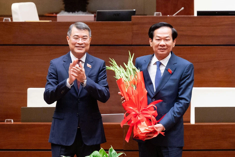 Ông Nguyễn Tiến Hải giữ chức Bộ trưởng Nội vụ Ông Nguyễn Tiến Hải giữ chức Bộ trưởng Nội vụ