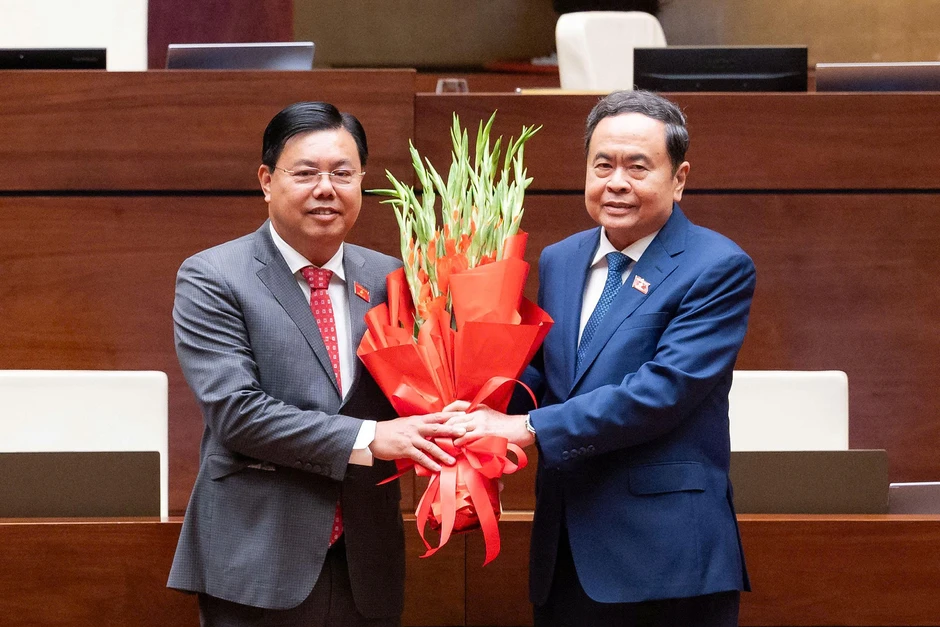 Ông Nguyễn Tiến Hải giữ chức Bộ trưởng Nội vụ Ông Nguyễn Tiến Hải giữ chức Bộ trưởng Nội vụ