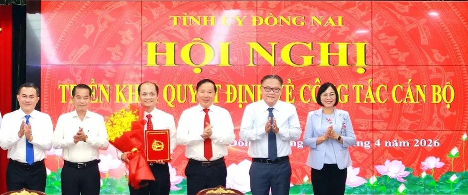 Ông Nguyễn Tuấn Anh được phê chuẩn giữ chức Phó Chủ tịch UBND tỉnh Đồng Nai Ông Nguyễn Tuấn Anh được phê chuẩn giữ chức Phó Chủ tịch UBND tỉnh Đồng Nai